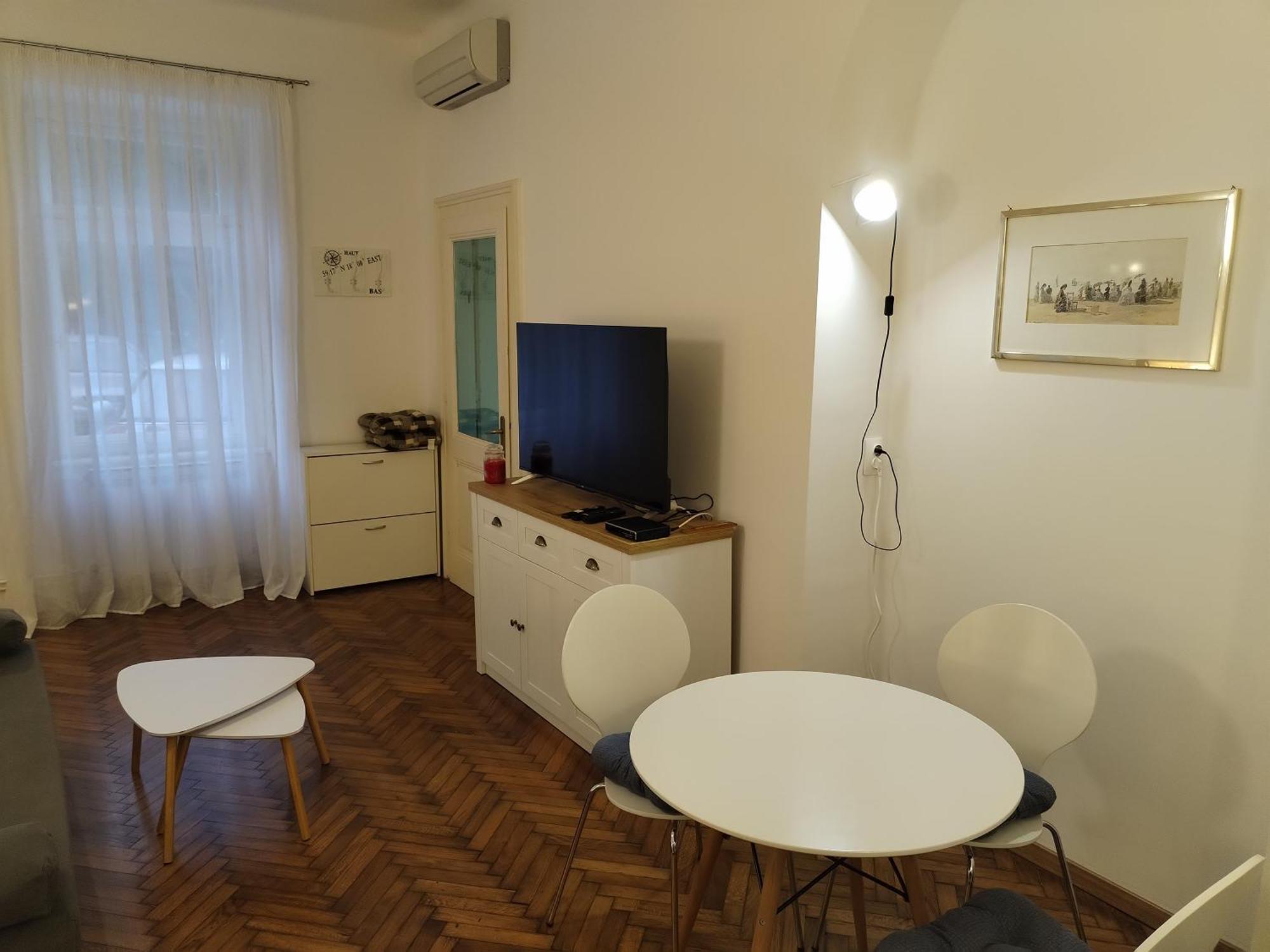 Apartman Marko Lovran Eksteriør bilde